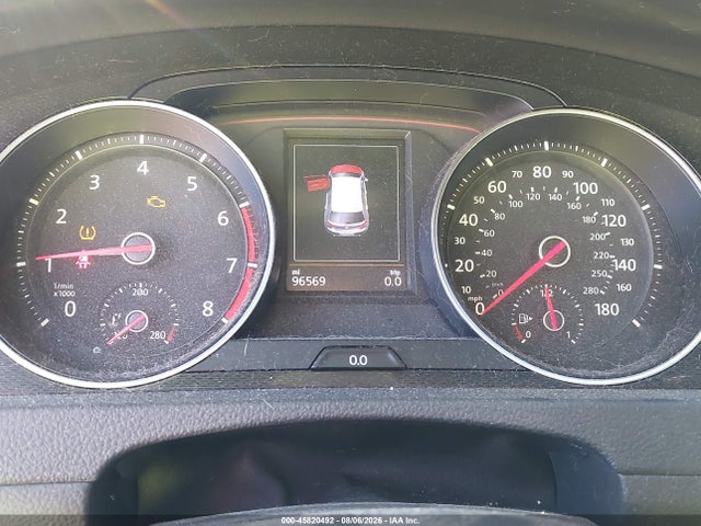 2015 Volkswagen Golf Gti 2.0t S 4-door მანქანა იყიდება აუქციონზე, vin: 3VW5T7AU6FM015886, აუქციონის ნომერი: 45820492