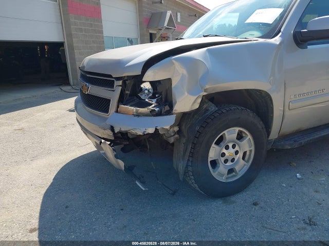 Продаж на аукціоні авто 2007 Chevrolet Suburban Lt, vin: 1GNFK16367J249961, номер лоту: 45820528