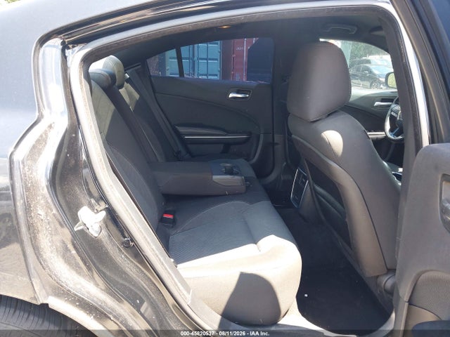 2015 Dodge Charger Se მანქანა იყიდება აუქციონზე, vin: 2C3CDXBG2FH927630, აუქციონის ნომერი: 45820537