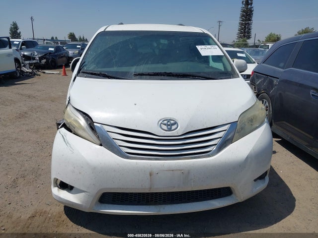 Toyota Sienna Le 8 Passenger 2015 5TDKK3DC2FS571228 Image 15