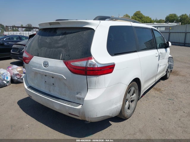 Toyota Sienna Le 8 Passenger 2015 5TDKK3DC2FS571228 Image 4