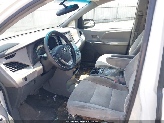 Toyota Sienna Le 8 Passenger 2015 5TDKK3DC2FS571228 Image 5