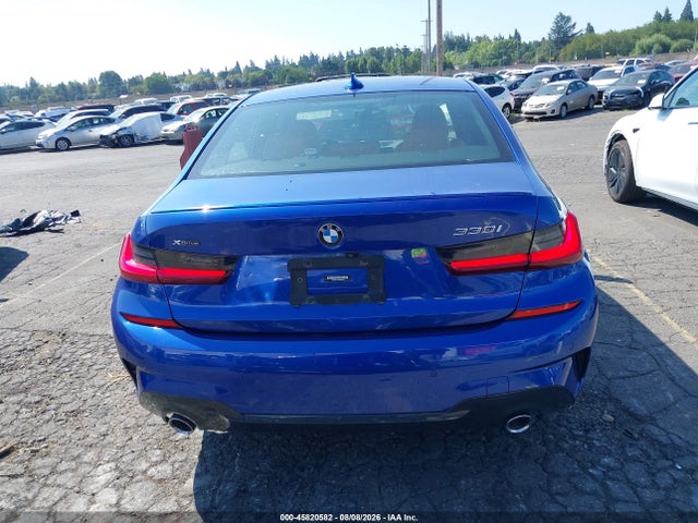 45820582 :رقم المزاد ، 3MW5R7J01N8C35505 vin ، 2022 Bmw 330i Xdrive مزاد بيع