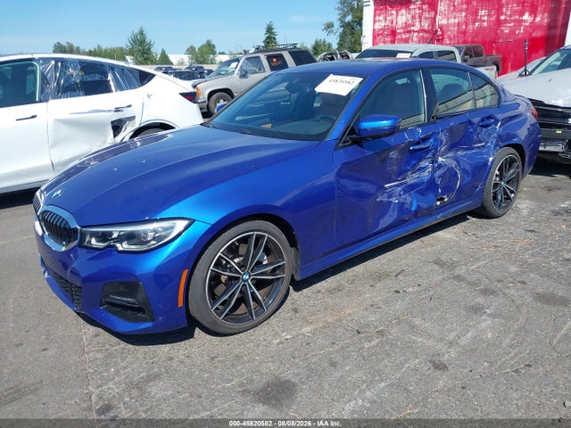 45820582 :رقم المزاد ، 3MW5R7J01N8C35505 vin ، 2022 Bmw 330i Xdrive مزاد بيع