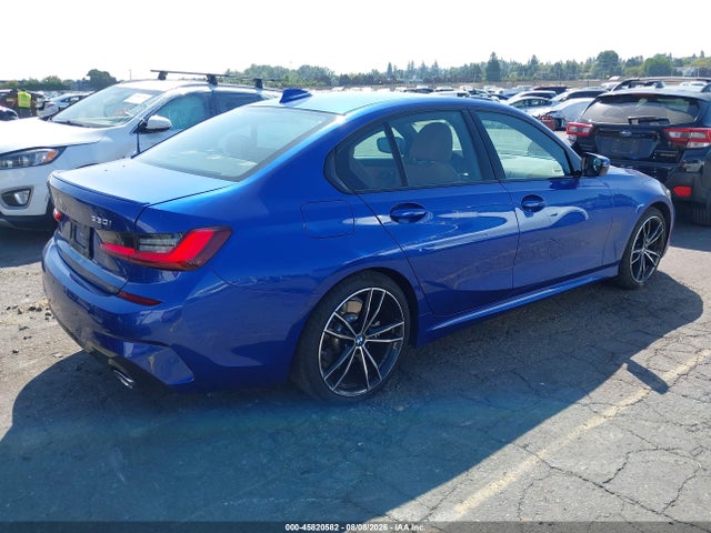 45820582 :رقم المزاد ، 3MW5R7J01N8C35505 vin ، 2022 Bmw 330i Xdrive مزاد بيع
