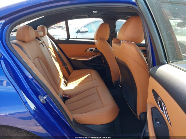 45820582 :رقم المزاد ، 3MW5R7J01N8C35505 vin ، 2022 Bmw 330i Xdrive مزاد بيع