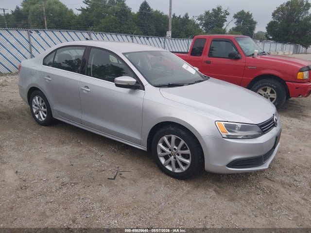45820640 :رقم المزاد ، 3VWD17AJ9EM310115 vin ، 2014 Volkswagen Jetta 1.8t Se مزاد بيع