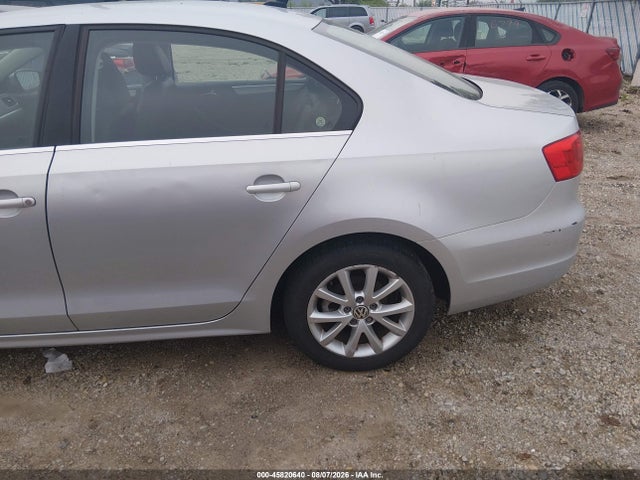 45820640 :رقم المزاد ، 3VWD17AJ9EM310115 vin ، 2014 Volkswagen Jetta 1.8t Se مزاد بيع