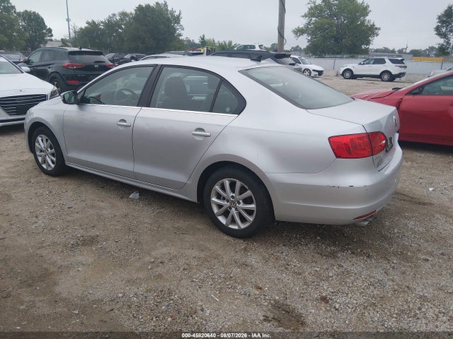 45820640 :رقم المزاد ، 3VWD17AJ9EM310115 vin ، 2014 Volkswagen Jetta 1.8t Se مزاد بيع