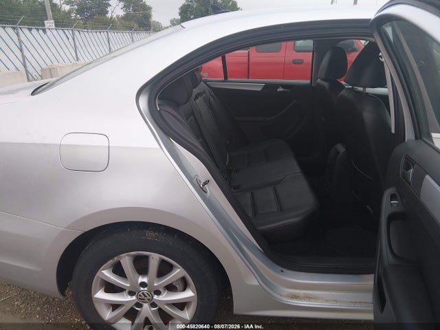 45820640 :رقم المزاد ، 3VWD17AJ9EM310115 vin ، 2014 Volkswagen Jetta 1.8t Se مزاد بيع