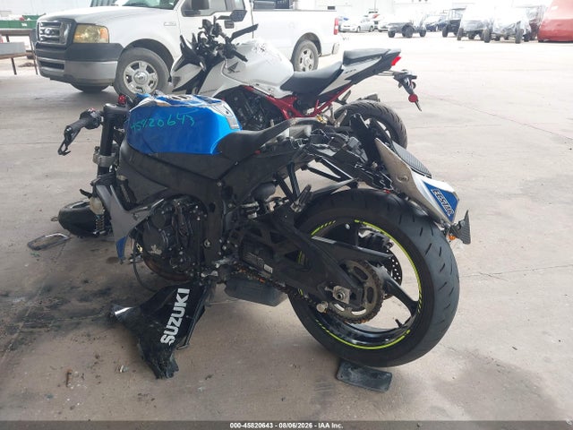 JS1GN7FA4P7101398 Suzuki GSX-R600