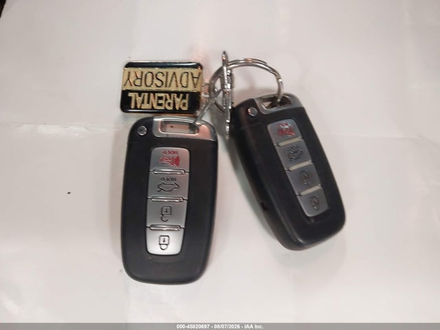 Продажа на аукционе авто 2013 Hyundai Sonata Limited 2.0t, vin: 5NPEC4AB8DH662888, номер лота: 45820697