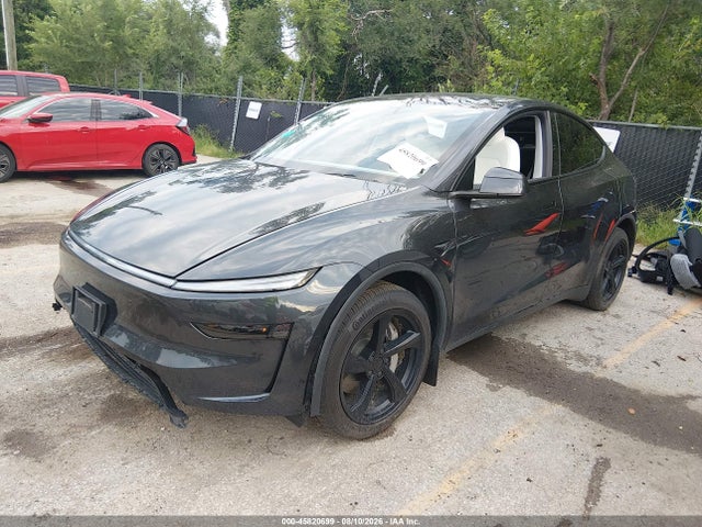 Tesla Model Y 2026 7SAYGDEE5TF332972 Image 2