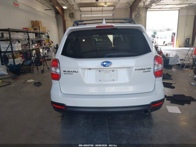 Subaru Forester 2.5i Touring 2016 JF2SJAVC0GH426783 Image 17