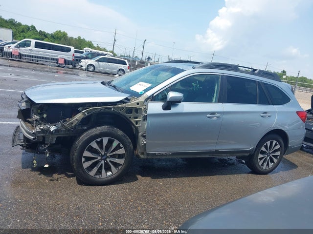 Subaru Outback 2.5i Limited 2015 4S4BSBLCXF3214503 Image 15