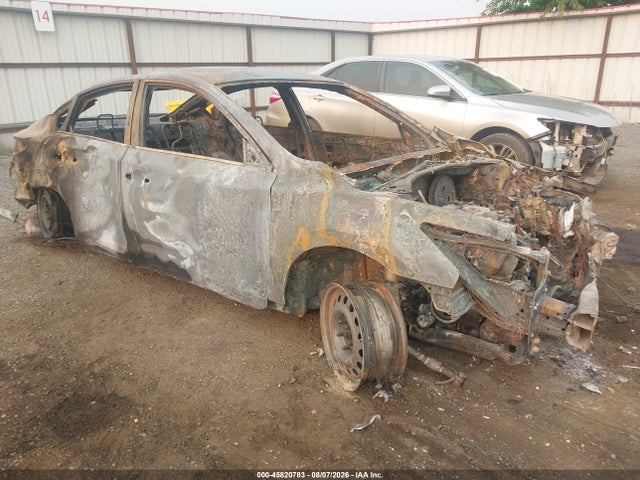 1N4AL3AP5FN312017 auction archive image