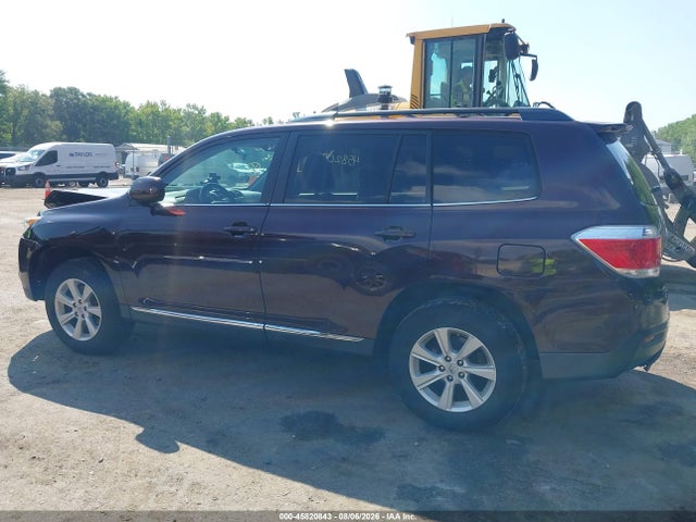 2012 Toyota Highlander Se მანქანა იყიდება აუქციონზე, vin: 5TDBK3EH7CS124920, აუქციონის ნომერი: 45820843