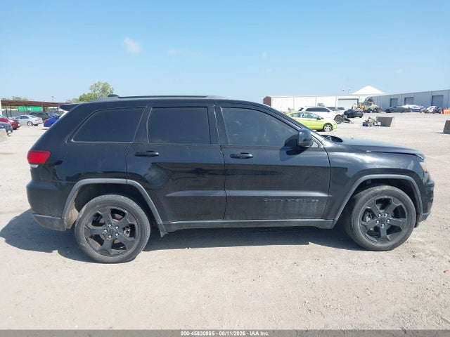 Продажа на аукционе авто 2018 Jeep Grand Cherokee Upland 4x4, vin: 1C4RJFAG8JC394043, номер лота: 45820886