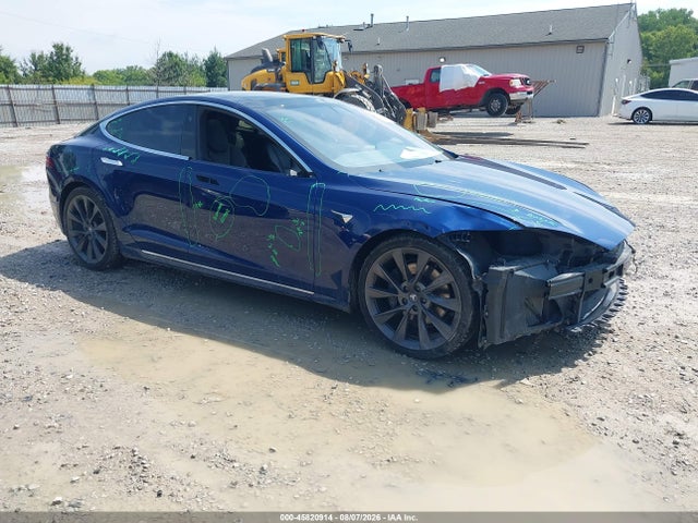 45820914 :رقم المزاد ، 5YJSA1E2XJF290451 vin ، 2018 Tesla Model S 100d/75d/p100d مزاد بيع