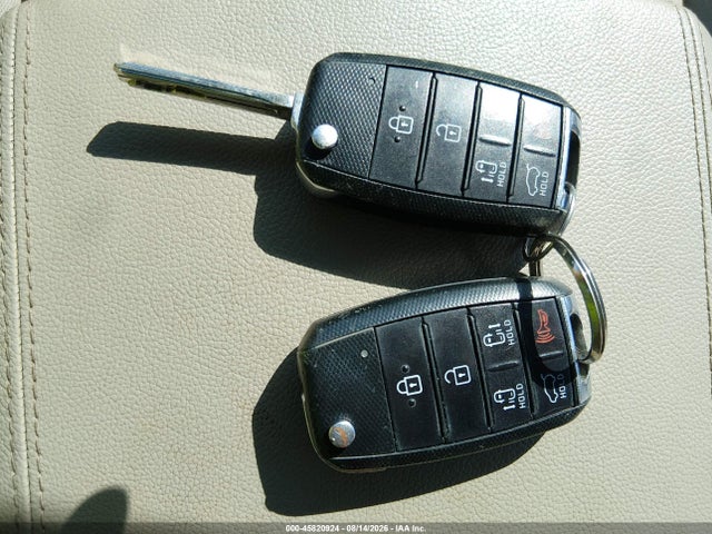 KIA SEDONA LX 2015 KNDMB5C19F6048471 Image 11