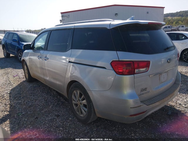 KIA SEDONA LX 2015 KNDMB5C19F6048471 Image 3