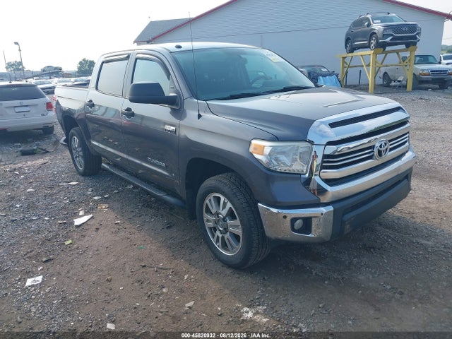 45820932 :رقم المزاد ، 5TFDY5F10HX608997 vin ، 2017 Toyota Tundra Sr5 5.7l V8 مزاد بيع