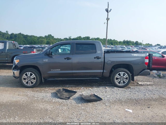 45820932 :رقم المزاد ، 5TFDY5F10HX608997 vin ، 2017 Toyota Tundra Sr5 5.7l V8 مزاد بيع