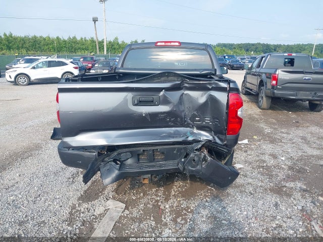 45820932 :رقم المزاد ، 5TFDY5F10HX608997 vin ، 2017 Toyota Tundra Sr5 5.7l V8 مزاد بيع