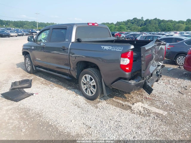 45820932 :رقم المزاد ، 5TFDY5F10HX608997 vin ، 2017 Toyota Tundra Sr5 5.7l V8 مزاد بيع
