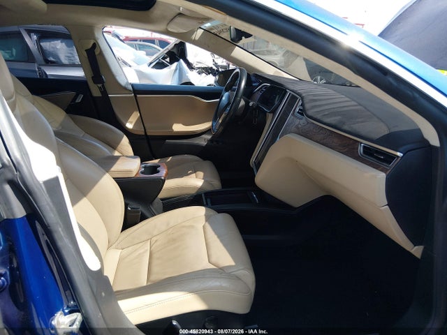 45820943 :رقم المزاد ، 5YJSA1E24HF187813 vin ، 2017 Tesla Model S 100d/60d/75d/90d/p100d مزاد بيع