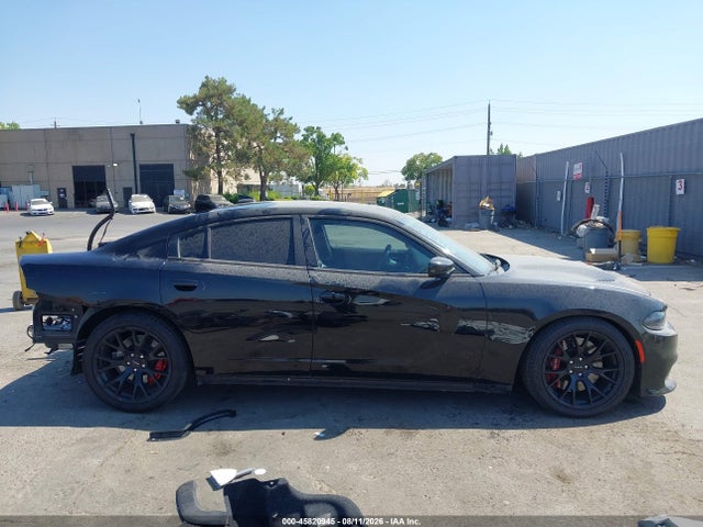 45820945 :رقم المزاد ، 2C3CDXL99GH317502 vin ، 2016 Dodge Charger Srt Hellcat مزاد بيع
