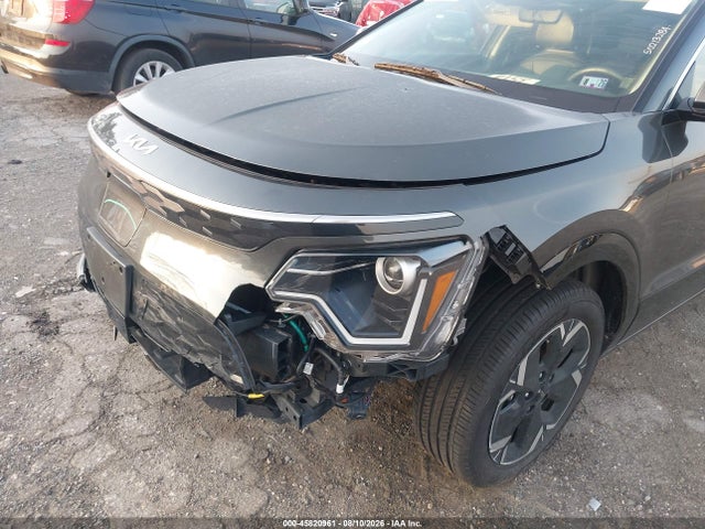 2024 Kia Niro Ev Wind მანქანა იყიდება აუქციონზე, vin: KNDCR3L15R5111815, აუქციონის ნომერი: 45820961