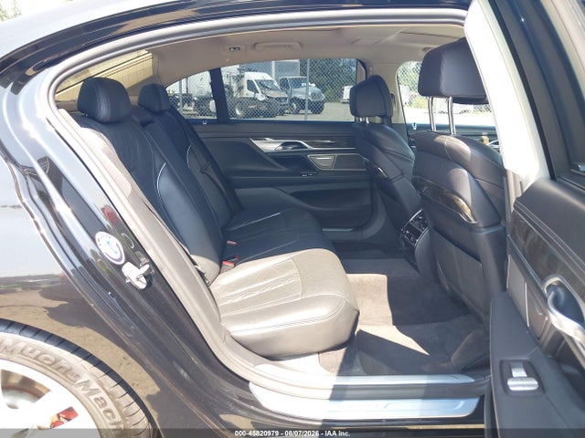 Продаж на аукціоні авто 2018 Bmw Alpina B7 Xdrive, vin: WBA7F2C51JG424633, номер лоту: 45820979