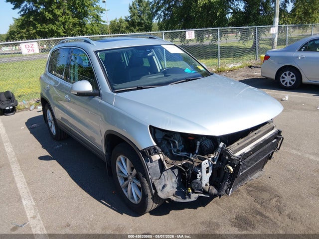 Продажа на аукционе авто 2017 Volkswagen Tiguan 2.0t Wolfsburg Edition, vin: WVGSV7AX7HK006274, номер лота: 45820985