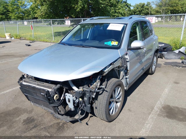 Продажа на аукционе авто 2017 Volkswagen Tiguan 2.0t Wolfsburg Edition, vin: WVGSV7AX7HK006274, номер лота: 45820985