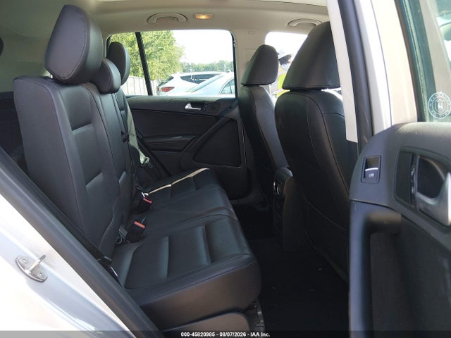 Продажа на аукционе авто 2017 Volkswagen Tiguan 2.0t Wolfsburg Edition, vin: WVGSV7AX7HK006274, номер лота: 45820985