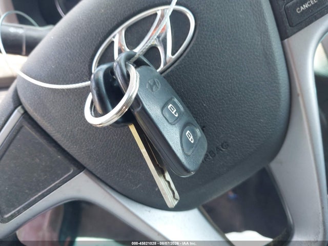 Hyundai ACCENT SE 2017 KMHCT5AE4HU324838 Image 11