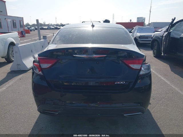 Chrysler 200 S 2015 1C3CCCBG4FN706341 Image 18