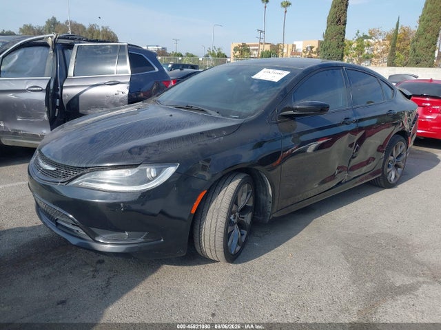 Chrysler 200 S 2015 1C3CCCBG4FN706341 Image 2