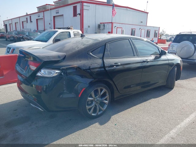 Chrysler 200 S 2015 1C3CCCBG4FN706341 Image 4