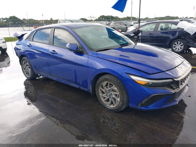 Продаж на аукціоні авто 2024 Hyundai Elantra Hybrid Blue, vin: KMHLM4DJ2RU100811, номер лоту: 45821107