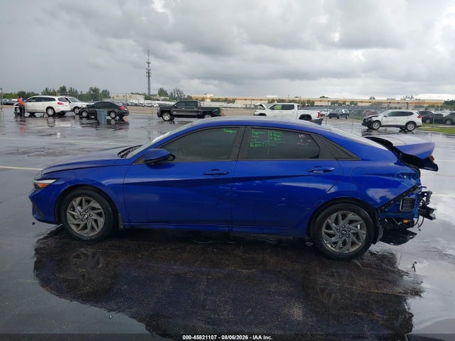 Продаж на аукціоні авто 2024 Hyundai Elantra Hybrid Blue, vin: KMHLM4DJ2RU100811, номер лоту: 45821107