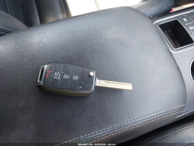 Продаж на аукціоні авто 2016 Kia Sorento 3.3l Ex, vin: 5XYPHDA56GG114727, номер лоту: 45821109