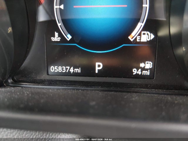45821191 :رقم المزاد ، SADCJ2BV6HA070093 vin ، 2017 Jaguar F-pace 35t Premium مزاد بيع
