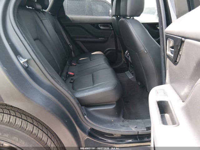 45821191 :رقم المزاد ، SADCJ2BV6HA070093 vin ، 2017 Jaguar F-pace 35t Premium مزاد بيع