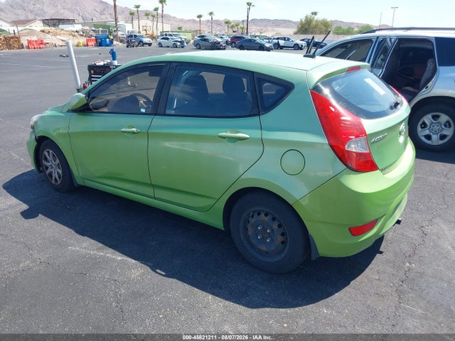 2013 Hyundai Accent Gs მანქანა იყიდება აუქციონზე, vin: KMHCT5AEXDU103061, აუქციონის ნომერი: 45821211
