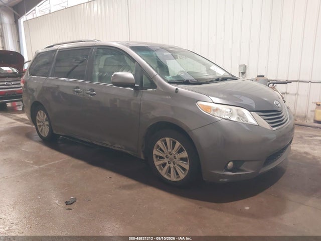 2012 Toyota Sienna Xle 7 Passenger მანქანა იყიდება აუქციონზე, vin: 5TDDK3DC9CS036918, აუქციონის ნომერი: 45821212