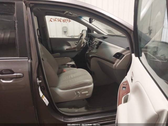 2012 Toyota Sienna Xle 7 Passenger მანქანა იყიდება აუქციონზე, vin: 5TDDK3DC9CS036918, აუქციონის ნომერი: 45821212