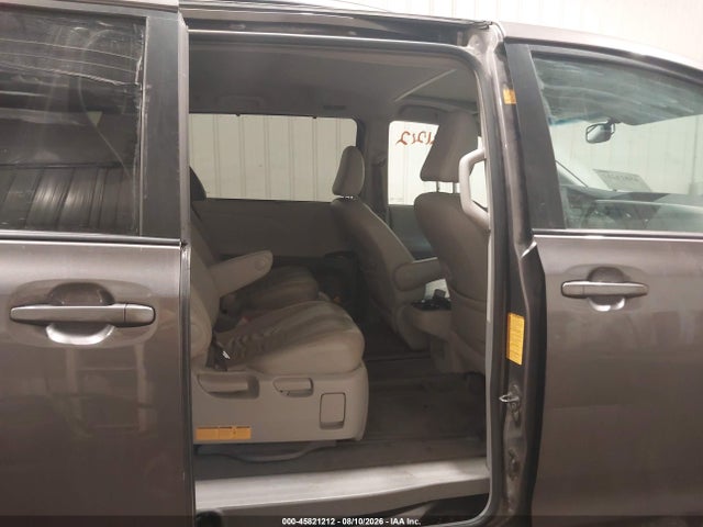2012 Toyota Sienna Xle 7 Passenger მანქანა იყიდება აუქციონზე, vin: 5TDDK3DC9CS036918, აუქციონის ნომერი: 45821212