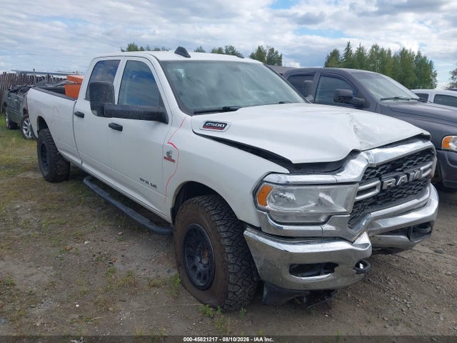 RAM 2500 Tradesman 4x4 8' Box 2019 3C6UR5HL7KG682335 main image
